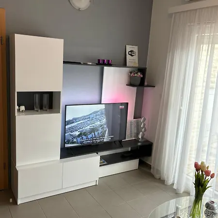 Kristina 公寓 扎达尔