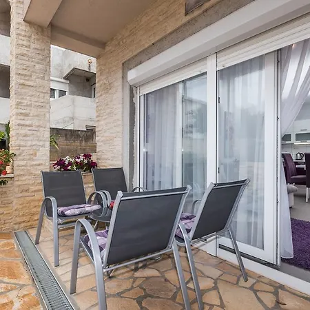 Kristina Apartamento