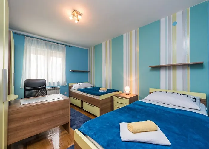 Kristina アパート